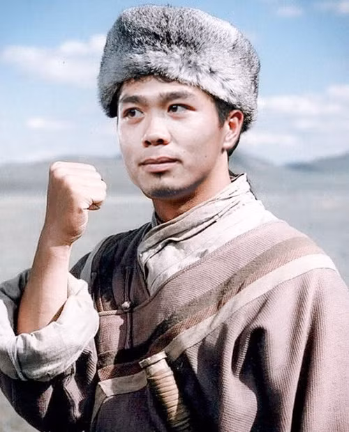 Ảnh chế cầu thủ Việt Nam hóa thân thành cao thủ võ lâm