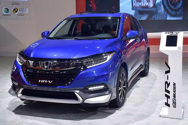 Honda CR-V rục rịch thêm phiên bản đặc biệt giới hạn 100 chiếc cho khách Việt chơi Tết