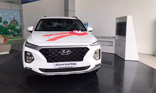 Loạt ô tô mới hâm nóng thị trường Việt mùa cận Tết