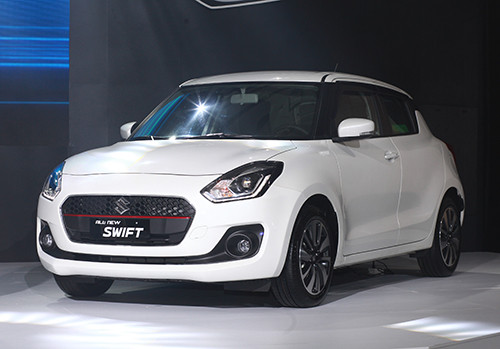 Suzuki Swift thế hệ mới trong buổi họp báo ra mắt tại Hà Nội hồi đầu tháng 12/2018. Ảnh: Lương Dũng. Loạt ô tô mới hâm nóng thị trường Việt mùa cận Tết