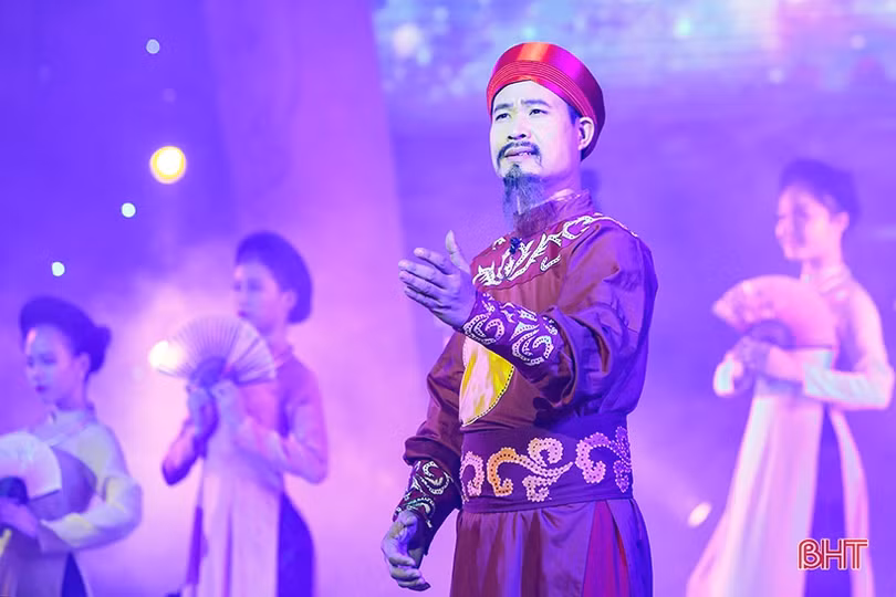 Đặc sắc chương trình nghệ thuật “Nguyễn Công Trứ - Làm cây thông đứng giữa trời mà reo”