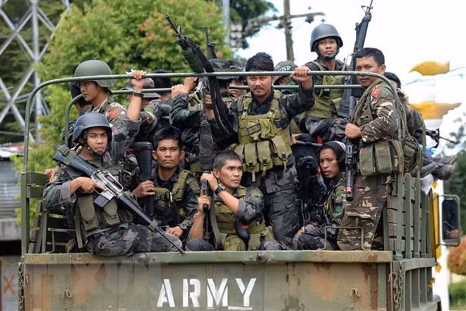 Thế giới nổi bật trong tuần: Giám đốc Huawei được tại ngoại với 7,5 triệu USD tiền bảo lãnh