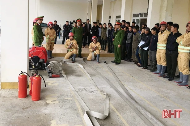 Tập huấn PCCC&CNCH cho cộng đồng tại phường Kỳ Trinh