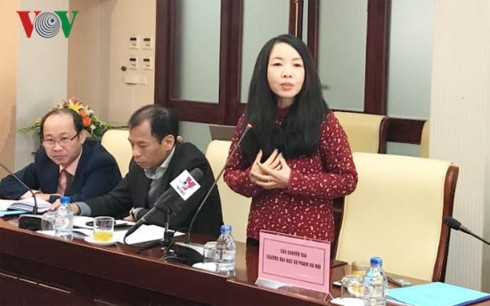 “Hôm nay con được mấy điểm?”- câu hỏi khiến giáo viên áp lực