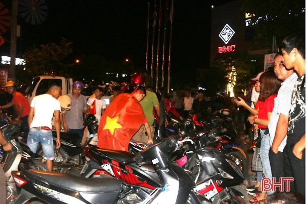 Gần 600 chiến sỹ Công an Hà Tĩnh bảo đảm ANTT trận chung kết lượt về AFF Cup 2018