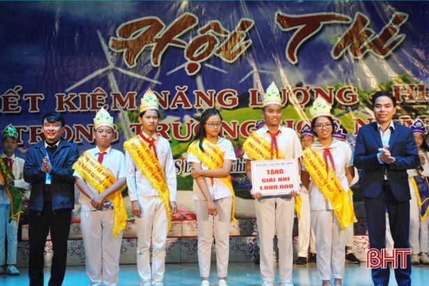 “Tiết kiệm năng lượng hiệu quả trong trường học”