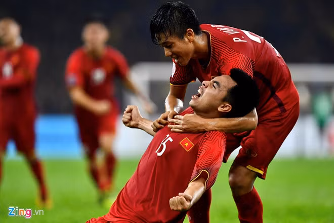 Malaysia vs Việt Nam (2-2): Đánh rơi chiến thắng đầy tiếc nuối