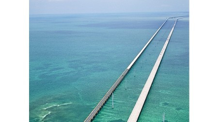 Chiêm ngưỡng những cung đường đẹp nhất thế giới ảnh 5 Chiêm ngưỡng những cung đường đẹp nhất thế giới ảnh 5