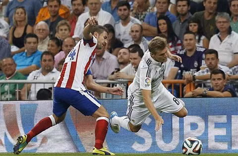 Atletico gây ra rất nhiều khó khăn cho Real