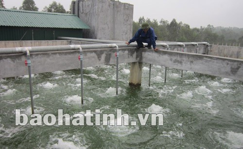 Bể lắng xử lý nước thải