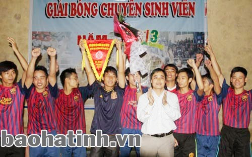 BTC trao thưởng các nội dung bóng chuyền nam, bóng chuyền nữ