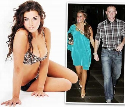 Gia đình Rooney tưởng như tan vỡ sau vụ cặp bồ của "chàng béo" Gia đình Rooney tưởng như tan vỡ sau vụ cặp bồ của "chàng béo"