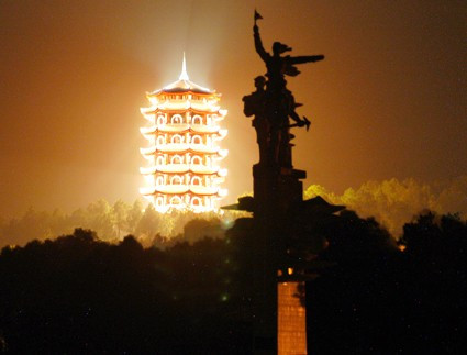 Tháp chuông Đồng Lộc Tháp chuông Đồng Lộc