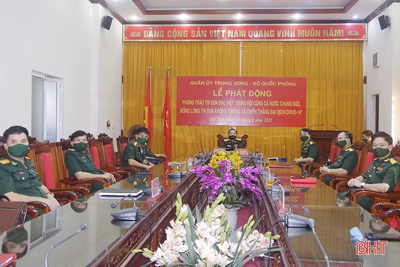 Quân đội cùng cả nước chung sức, đồng lòng chiến thắng đại dịch COVID-19