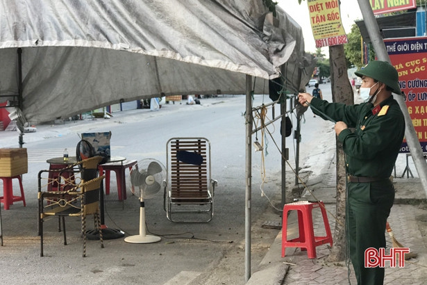 Thị trấn Cẩm Xuyên kết thúc cách ly xã hội theo Chỉ thị 16