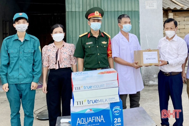 Kiểm soát chặt người và phương tiện ra, vào địa bàn Vũ Quang