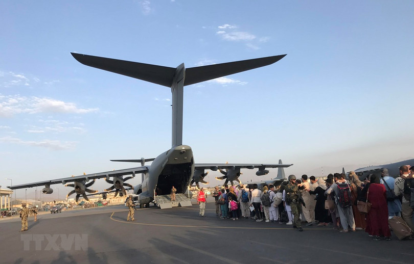 Nhiều nước láng giềng giáp Afghanistan đặt mua vũ khí của Nga