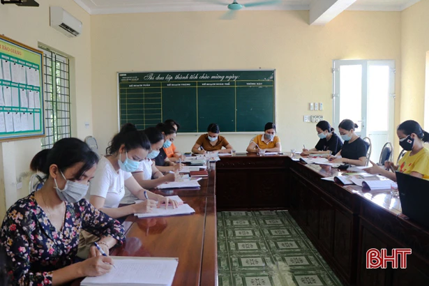 Hà Tĩnh khai giảng, dạy học thế nào để đảm bảo phòng dịch COVID-19?