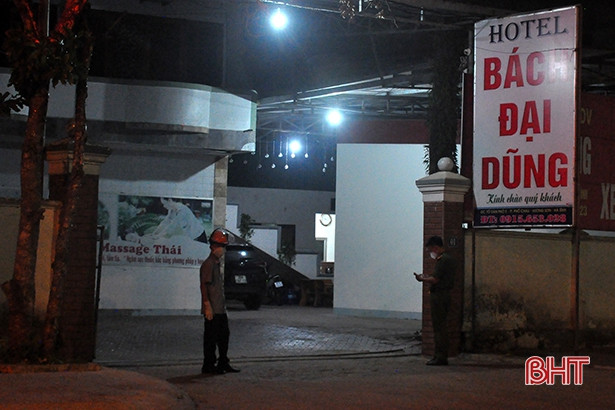 Phát hiện khách lưu trú tử vong trong khách sạn ở phố núi Hà Tĩnh