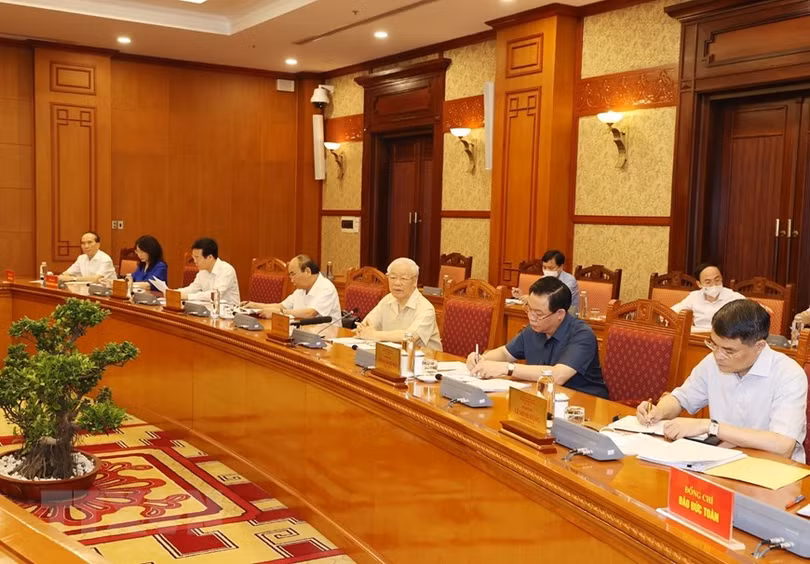 Tổng Bí thư chủ trì họp lãnh đạo chủ chốt về phòng, chống dịch