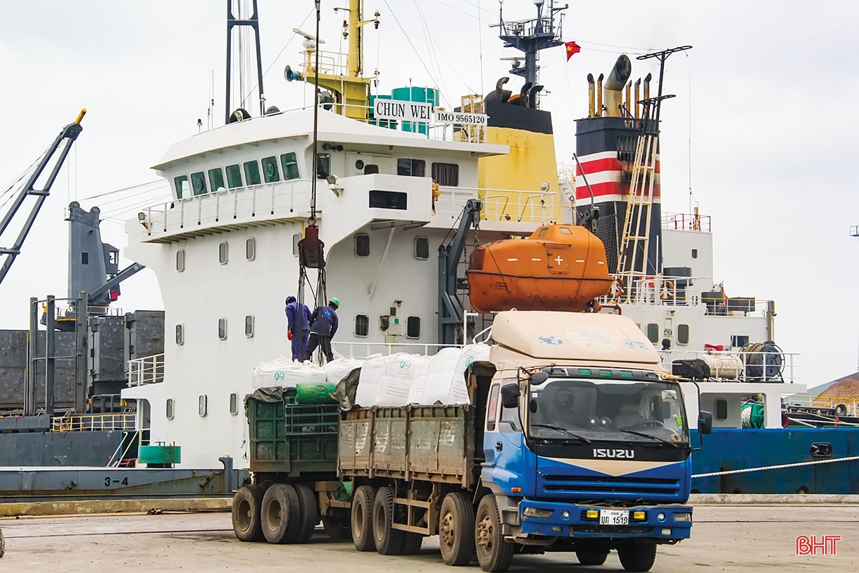 Phát huy tinh thần 50 năm Chiến thắng Đồng Lộc, quyết tâm xây dựng Hà Tĩnh giàu đẹp