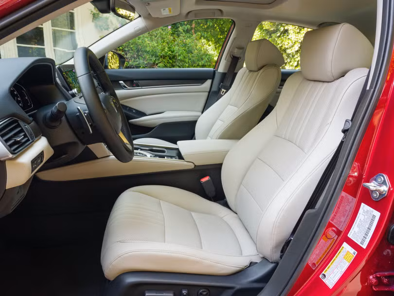 Honda Accord 2021 ra mắt, thêm phiên bản đặc biệt Sport
