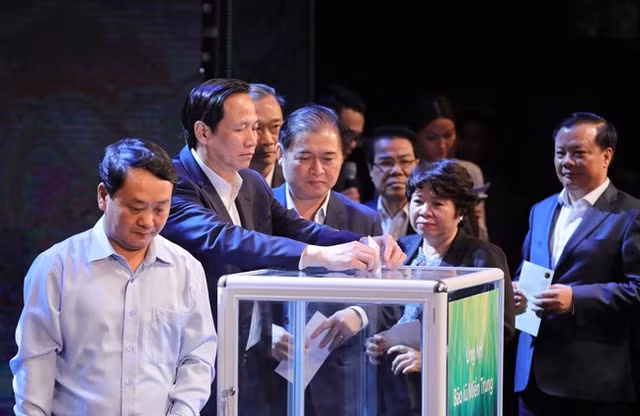Tổng Bí thư, Chủ tịch nước kêu gọi giúp đỡ người nghèo, đồng bào vùng lũ