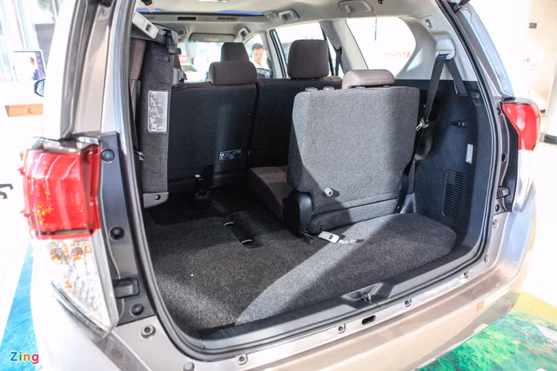 Chi tiết Toyota Innova 2.0G AT giá 865 triệu đồng