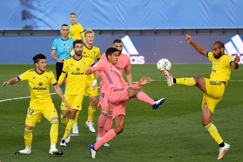 Real Madrid thua đội mới lên hạng