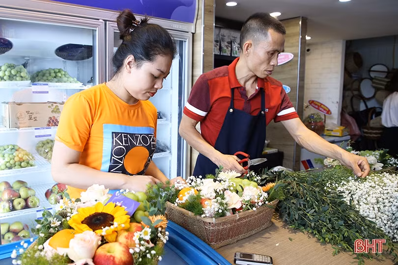 Rực rỡ sắc hoa hướng tới chị em Hà Tĩnh dịp 20/10