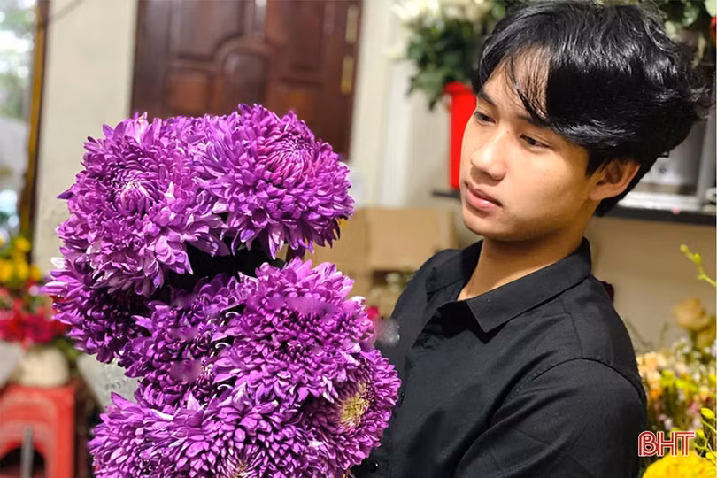 Rực rỡ sắc hoa hướng tới chị em Hà Tĩnh dịp 20/10