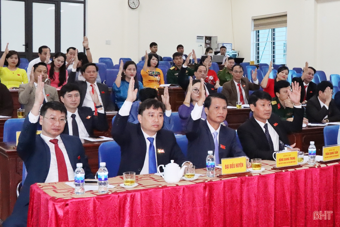Đức Thọ có tân Chủ tịch HĐND và Chủ tịch UBND huyện