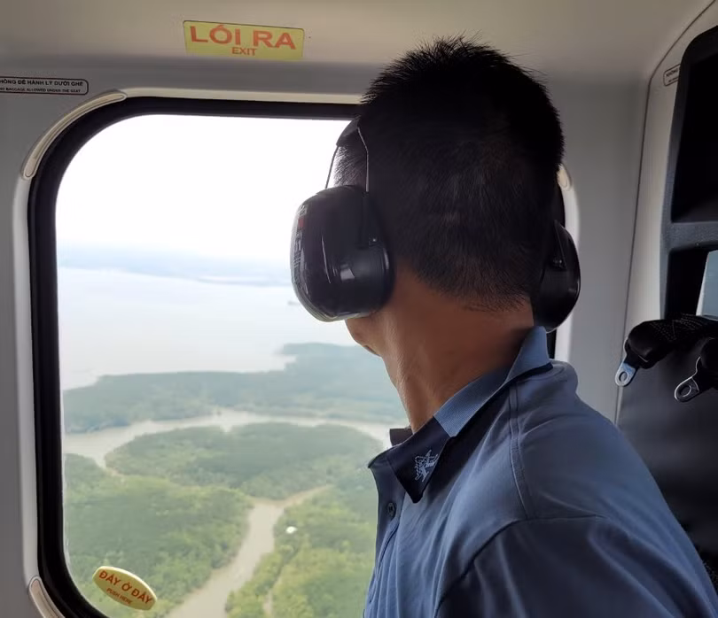 Khai thác tour “Ngắm TP Hồ Chí Minh từ trên cao” bằng máy bay trực thăng vào dịp 30/4-1/5