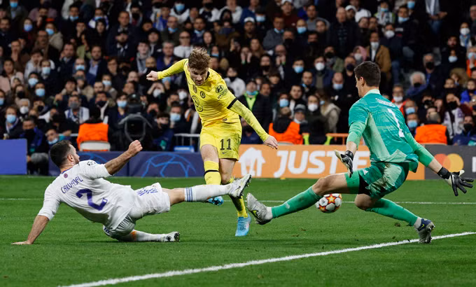 Real đánh bại Chelsea để vào bán kết Champions League