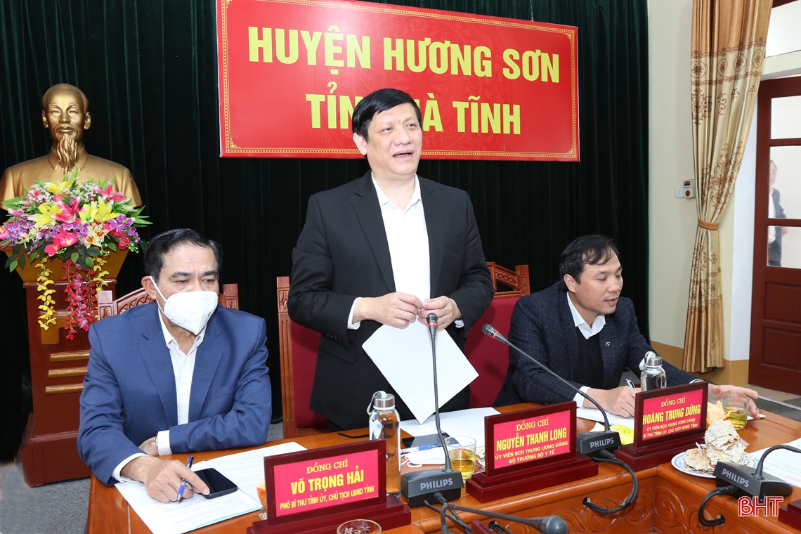 Bộ trưởng Bộ Y tế: Hà Tĩnh tiếp tục tập trung cao cho nhiệm vụ phòng, chống dịch bệnh COVID-19