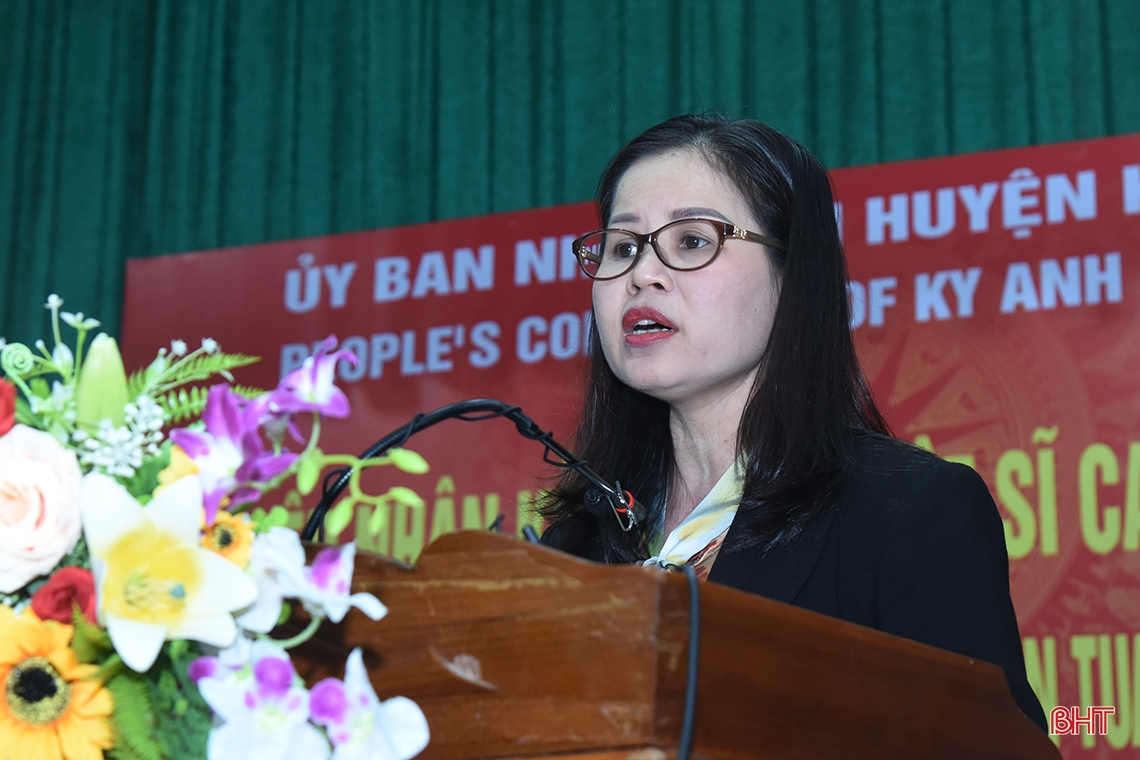 Cựu binh Mỹ trao trả kỷ vật cho thân nhân gia đình liệt sỹ ở Hà Tĩnh