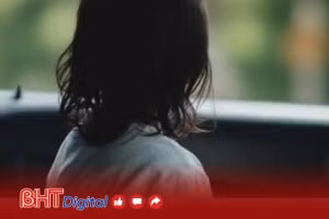 Bé gái hơn 2 tuổi tử vong sau khi bị bố bỏ quên trong ô tô