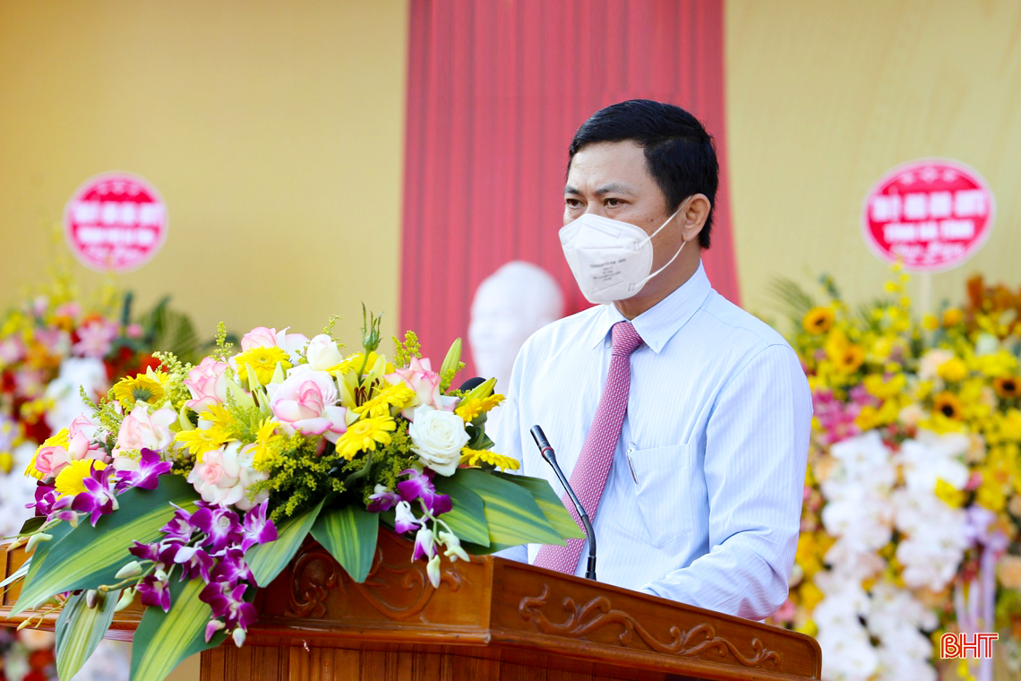 Hà Tĩnh khai giảng năm học mới, truyền hình trực tiếp từ Trường THCS Lê Văn Thiêm