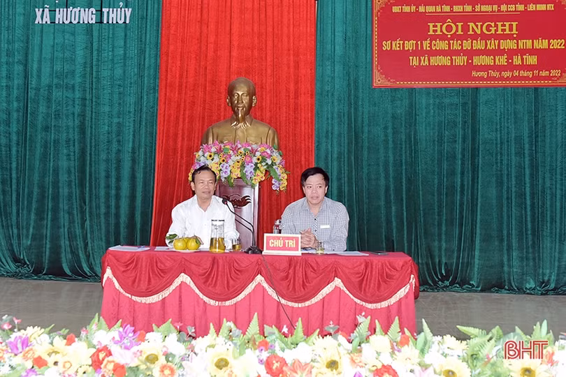 Hỗ trợ xã Hương Thủy nâng chất các tiêu chí NTM