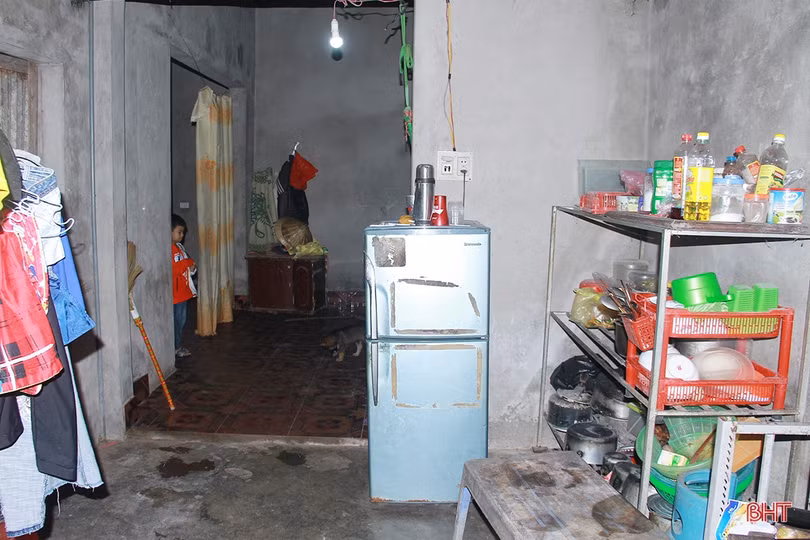MS2216: Chồng tai nạn qua đời, vợ và 2 con khuyết tật rơi vào bế tắc