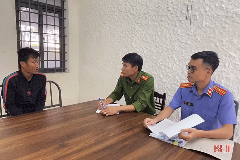 Công an Hương Sơn 3 ngày bắt 4 đối tượng tàng trữ ma túy