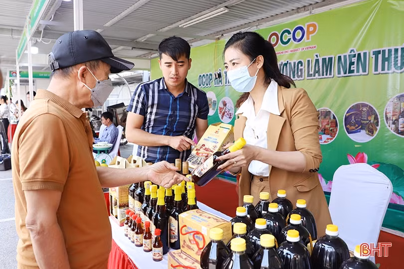 Khai mạc tuần lễ nông sản tiêu biểu Hà Tĩnh tại Hà Nội