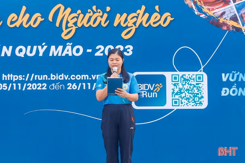 Hơn 200 VĐV tham gia giải “BIDV Run - Tết ấm cho người nghèo ở Hà Tĩnh