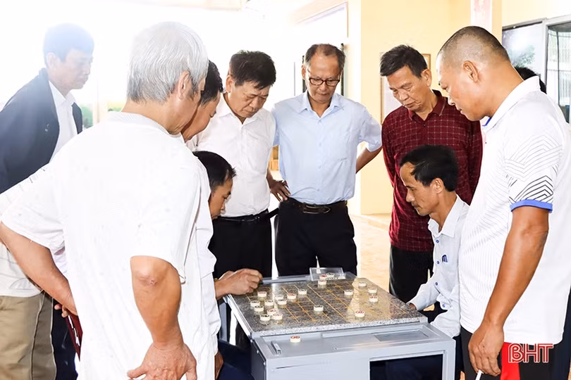Lãnh đạo Hà Tĩnh chung vui Ngày hội Đại đoàn kết toàn dân tộc ở các địa phương