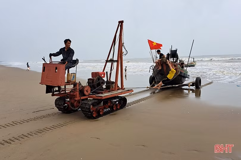Thương lái “giành nhau” cá cháo đầu mùa