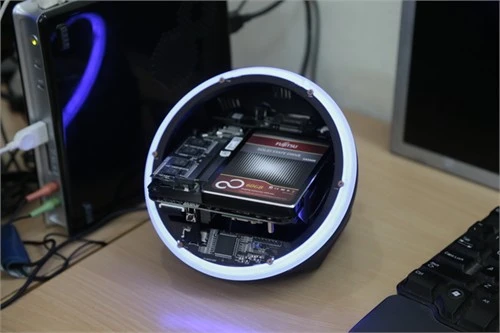 Phiên bản bán tại Việt Nam giá hơn 14 triệu đồng sẽ tích hợp Windows 8.1 bản quyền.