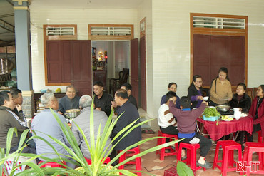 Bữa cơm chiều cuối năm