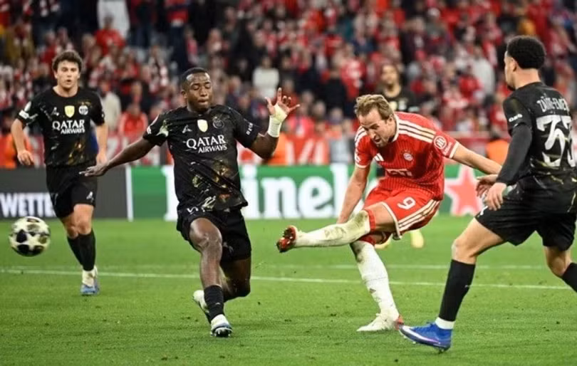 Kane tỏa sáng nhưng không thể cứu Bayern.