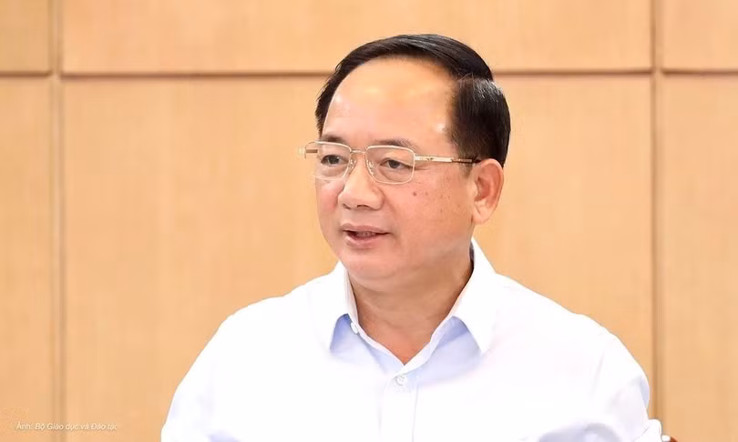 Ông Trịnh Văn Quyết phát biểu tại hội nghị chiều 13/10. Ảnh: MOET