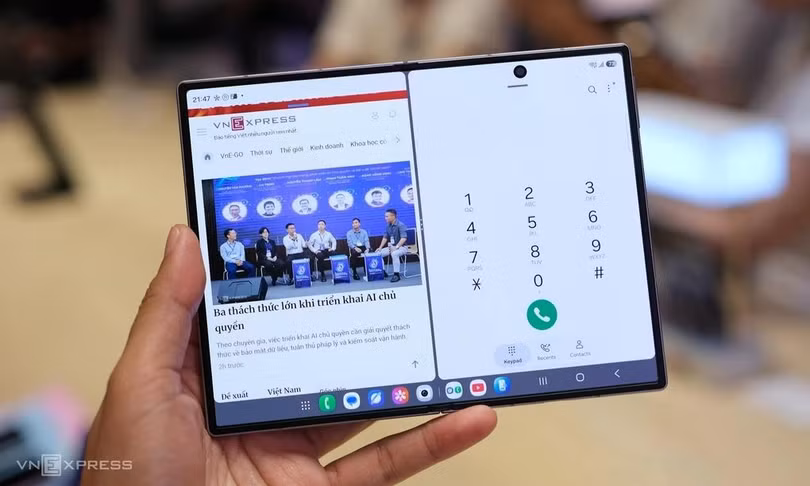 Galaxy Z Fold8. Ảnh: Tuấn Hưng